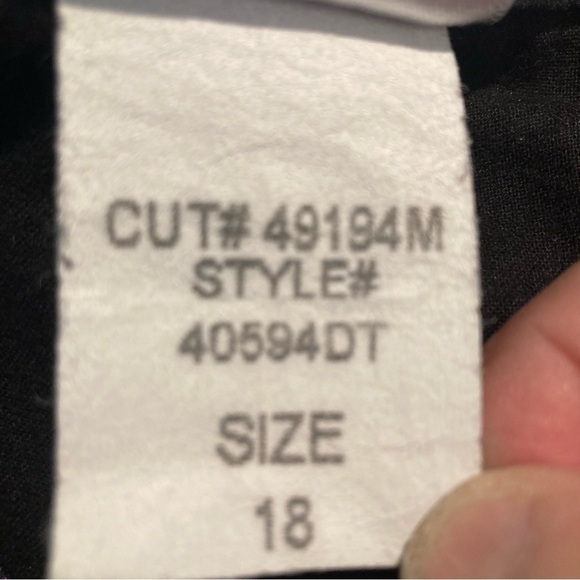 NYDJ Sz 18 Straight Lift Tuck Technology High Rise  Black Jeans - Picture 8 of 14